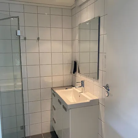 Coolcation - Appartment, 2 Bedrooms, 2 Bath, Stunning Sea View, Free Parking *